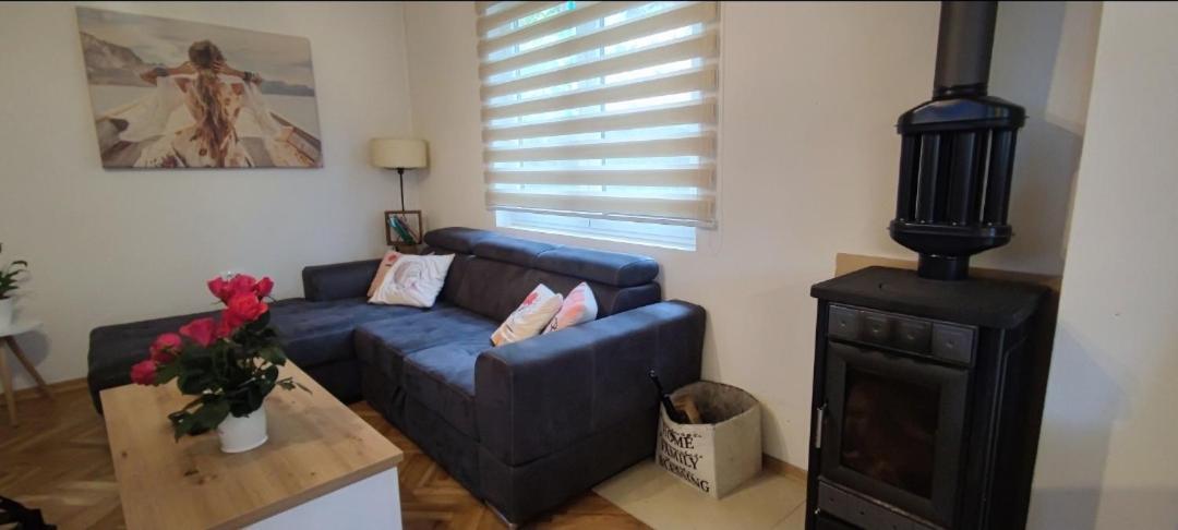 Dika Apartment Бар Экстерьер фото