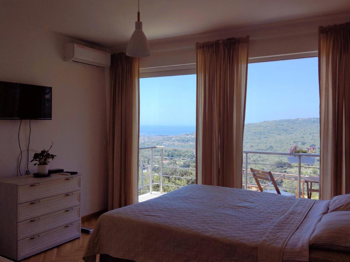 Dika Apartment Бар Экстерьер фото
