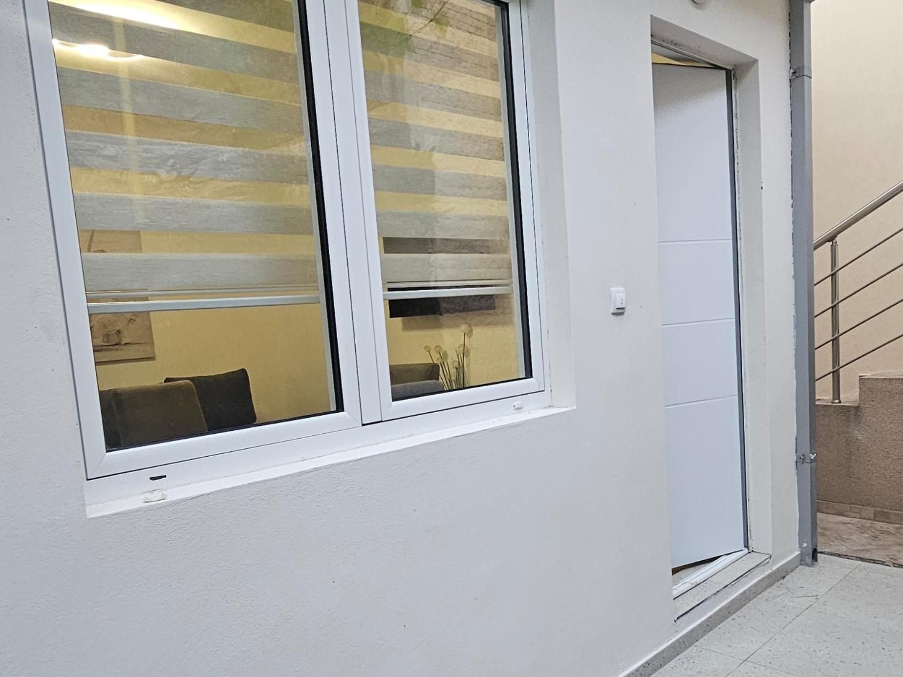 Dika Apartment Бар Экстерьер фото